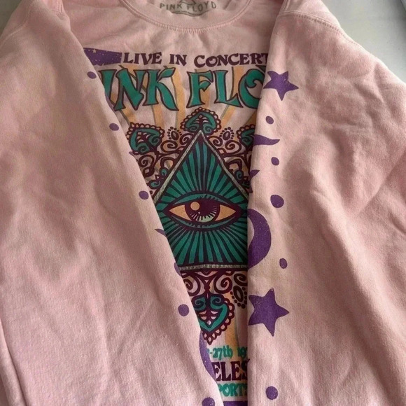 Vintage size Small Pink Floyd crew neck sweatshirt April 23-27, 1979 Sweatshirt. - Picture 6 of 13